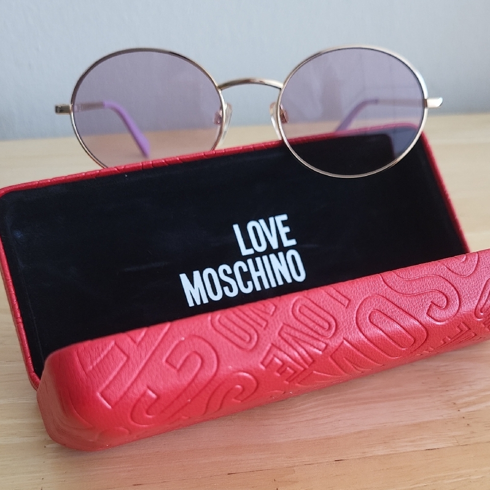 Love Moschino Gold Frame Lavender Lens Sunglasses